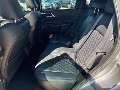 2023 Mitsubishi Outlander SEL Black Edition
