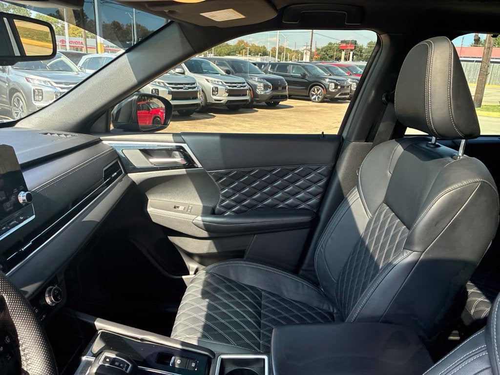 2023 Mitsubishi Outlander SEL Black Edition