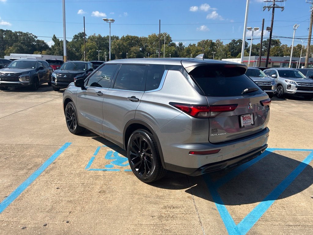 2023 Mitsubishi Outlander SEL Black Edition