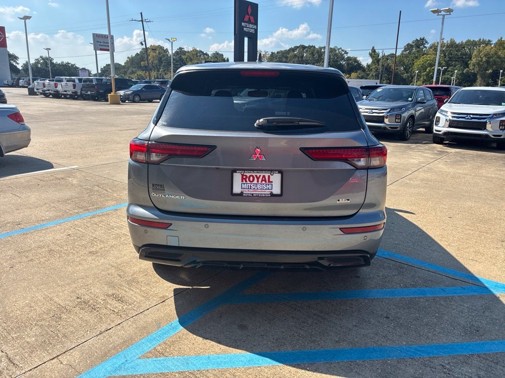 2023 Mitsubishi Outlander SEL Black Edition