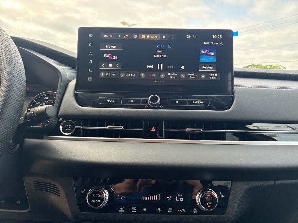 2026 Mitsubishi Outlander Base