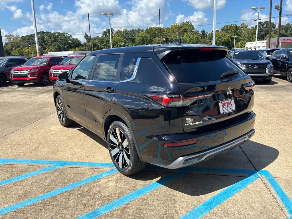 2026 Mitsubishi Outlander SE
