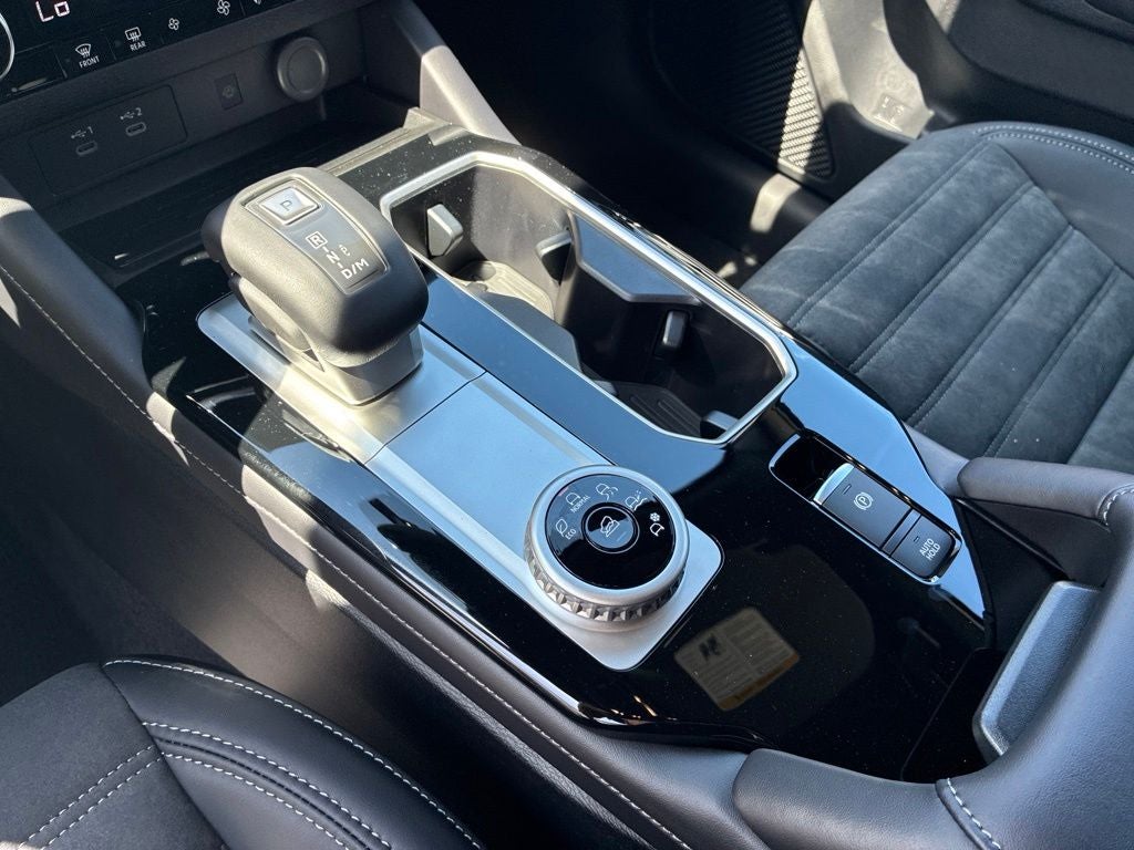2026 Mitsubishi Outlander LE