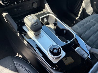 2026 Mitsubishi Outlander LE