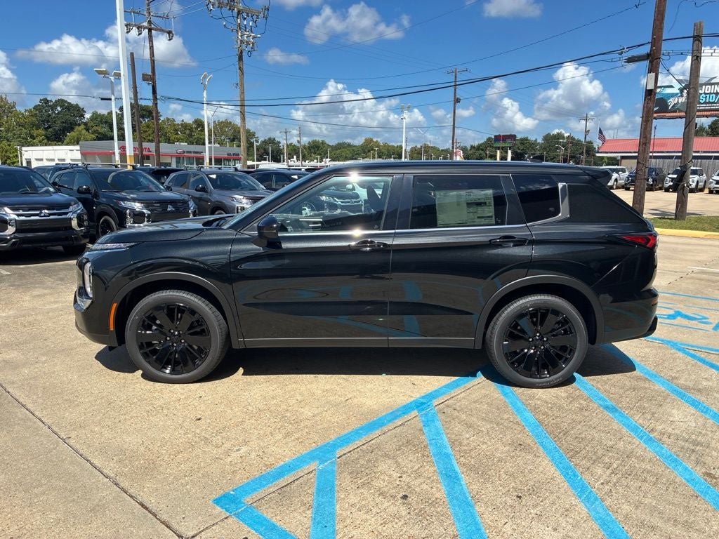 2026 Mitsubishi Outlander LE