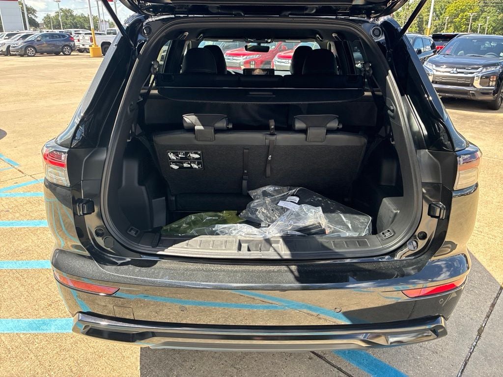 2026 Mitsubishi Outlander LE