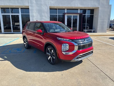 2026 Mitsubishi Outlander SE