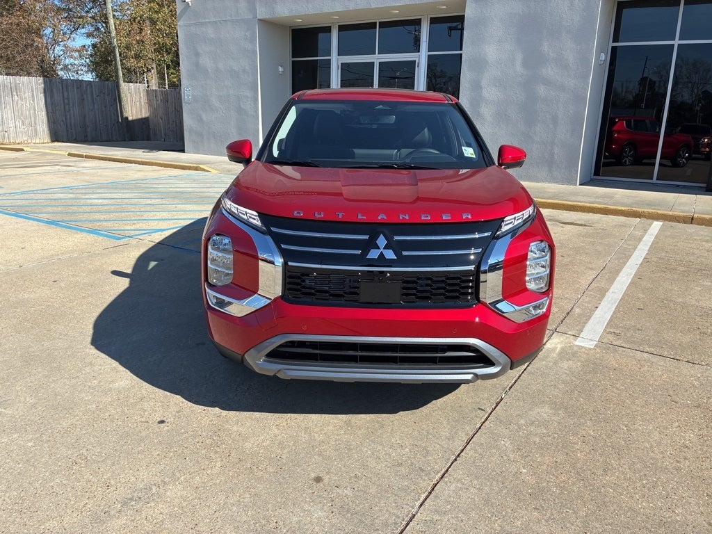 2026 Mitsubishi Outlander SE
