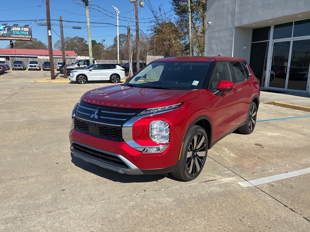 2026 Mitsubishi Outlander SE