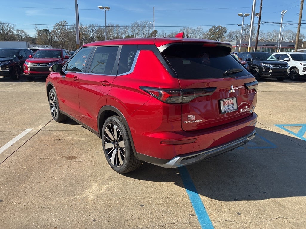 2026 Mitsubishi Outlander SE