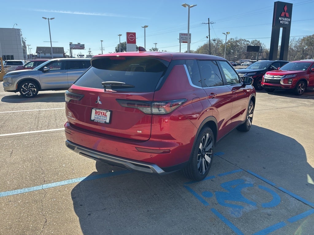 2026 Mitsubishi Outlander SE