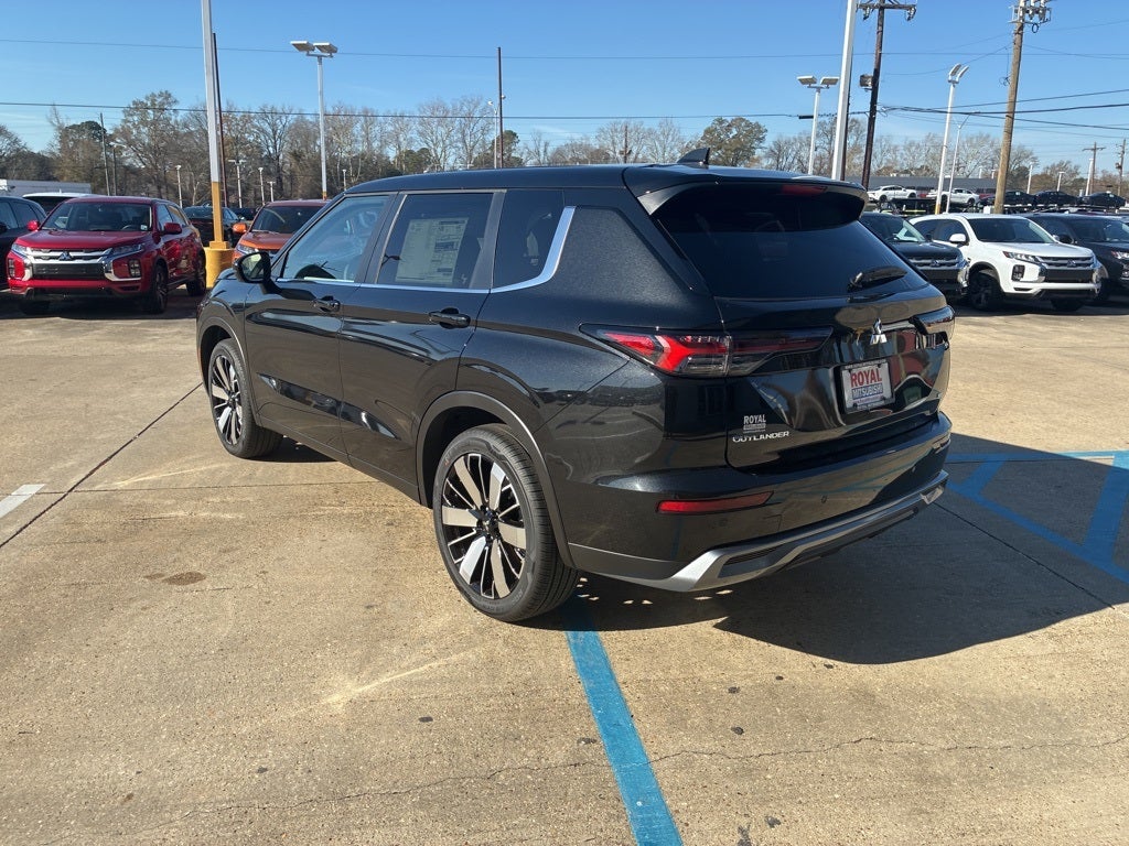 2026 Mitsubishi Outlander SE