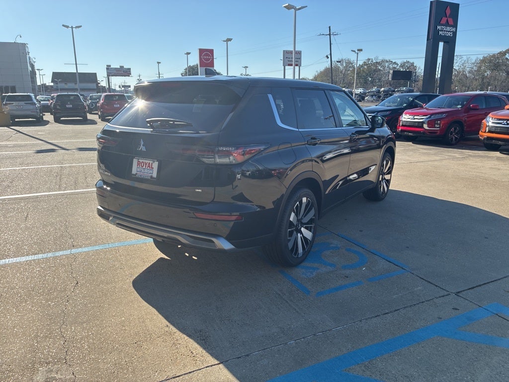 2026 Mitsubishi Outlander SE