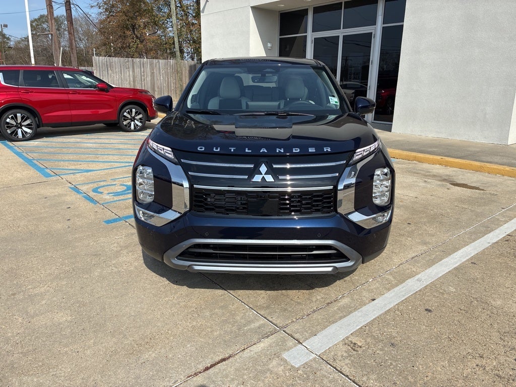 2026 Mitsubishi Outlander SE