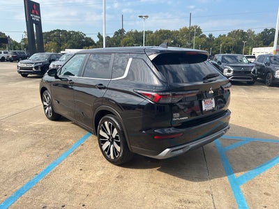 2026 Mitsubishi Outlander SE
