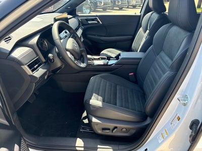 2026 Mitsubishi Outlander LE