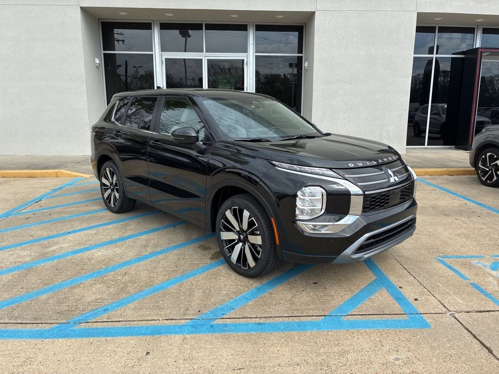 2026 Mitsubishi Outlander SE