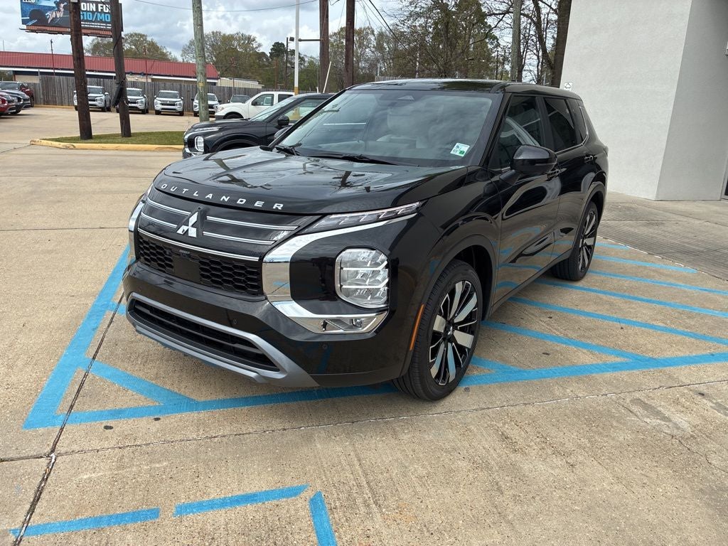 2026 Mitsubishi Outlander SE