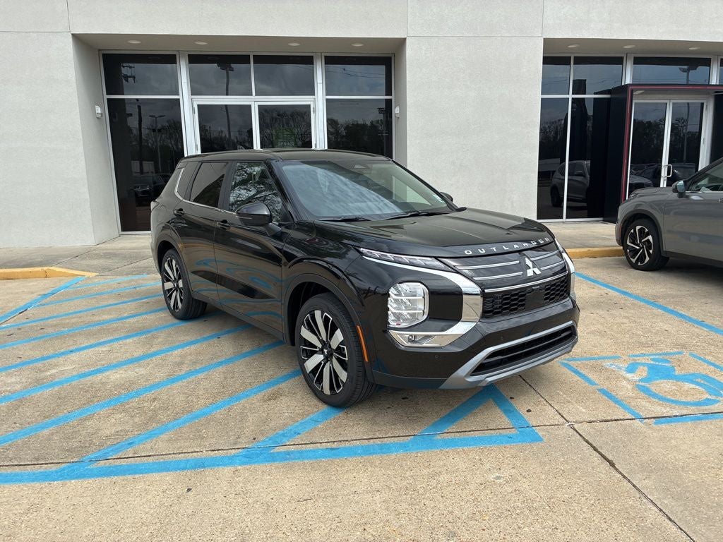 2026 Mitsubishi Outlander SE