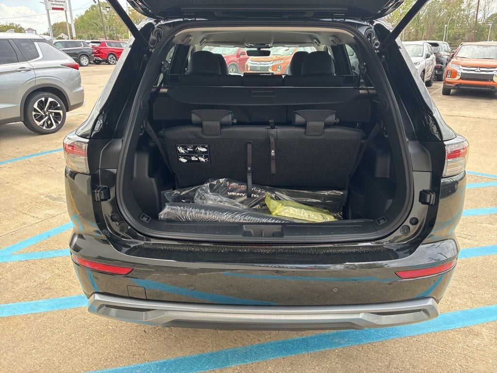 2026 Mitsubishi Outlander SE