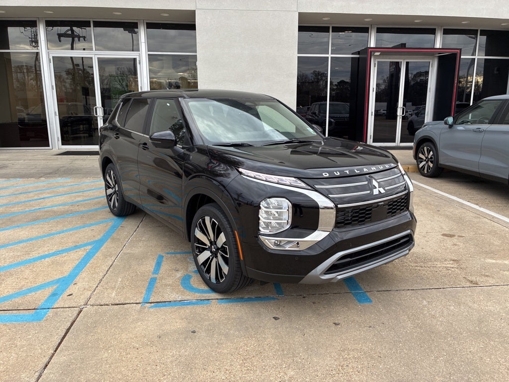 2026 Mitsubishi Outlander SE