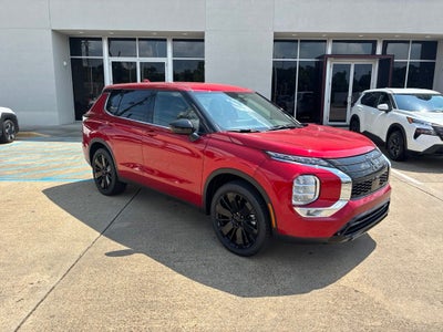 2026 Mitsubishi Outlander LE