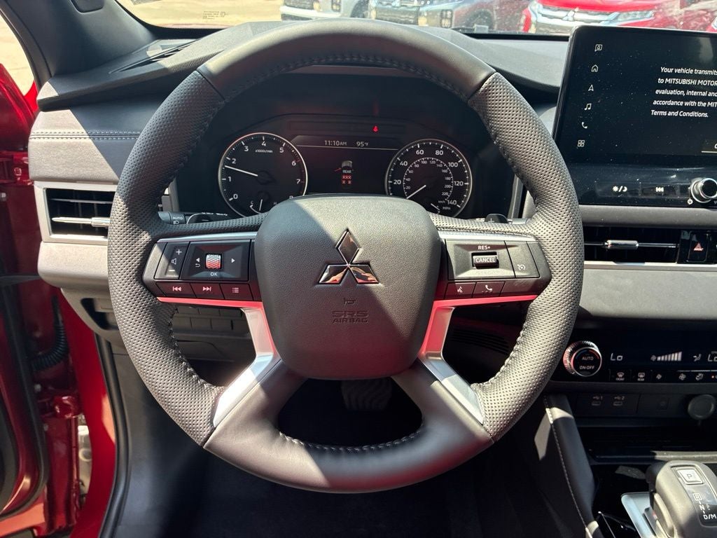 2026 Mitsubishi Outlander LE