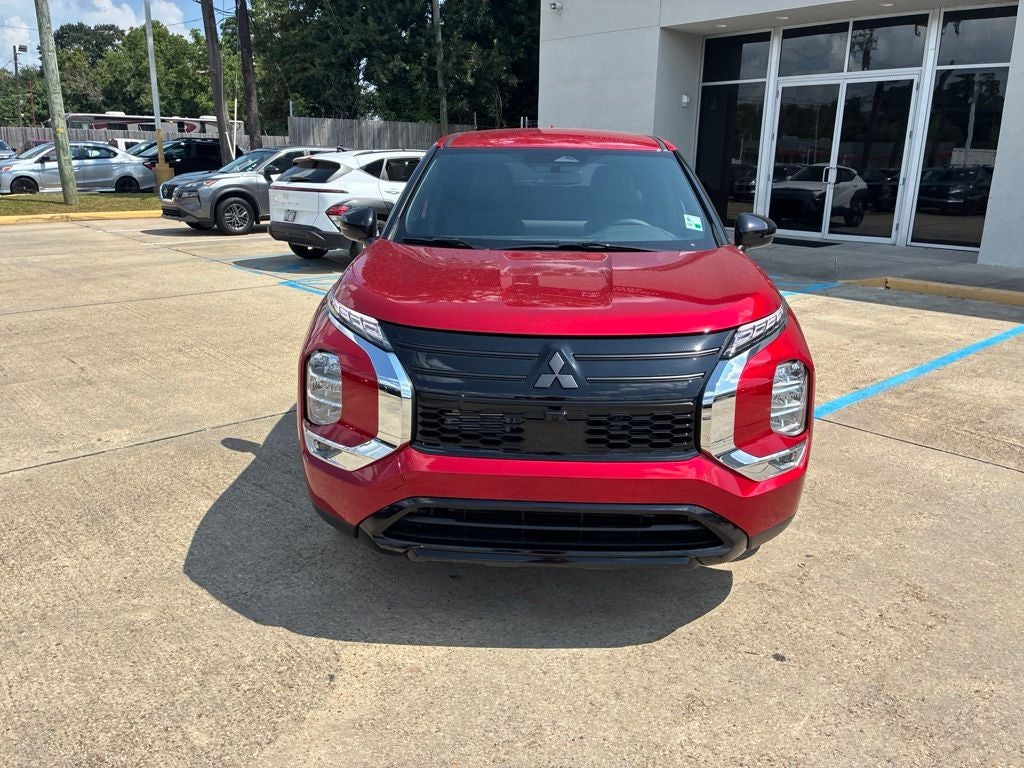 2026 Mitsubishi Outlander LE