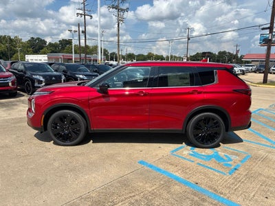 2026 Mitsubishi Outlander LE