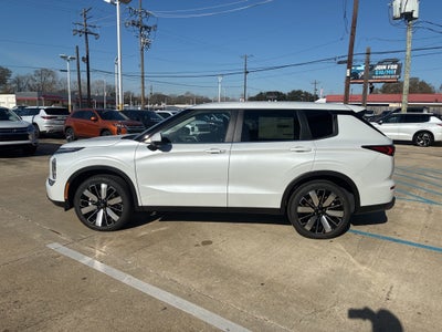 2026 Mitsubishi Outlander SE