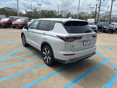 2026 Mitsubishi Outlander SE