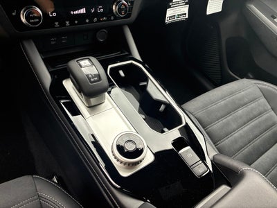 2026 Mitsubishi Outlander LE