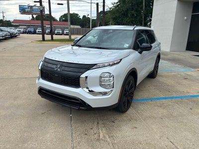 2026 Mitsubishi Outlander LE