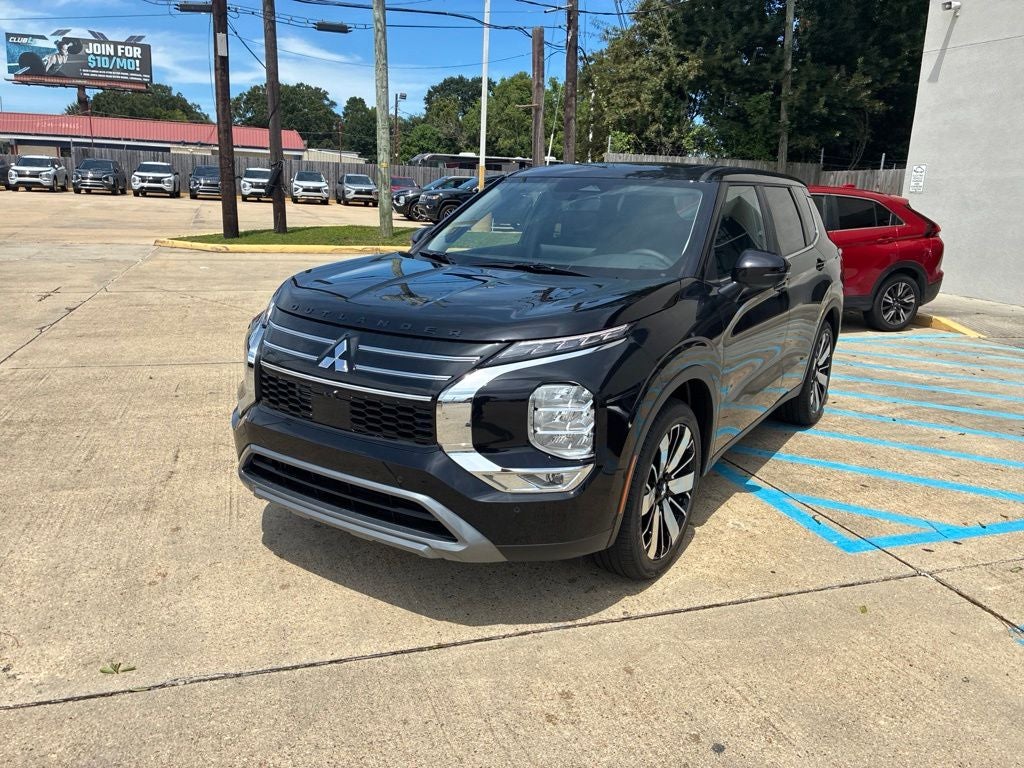 2026 Mitsubishi Outlander SE