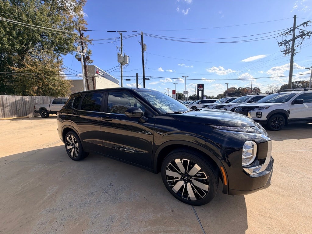 2026 Mitsubishi Outlander SE