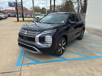 2026 Mitsubishi Outlander SE