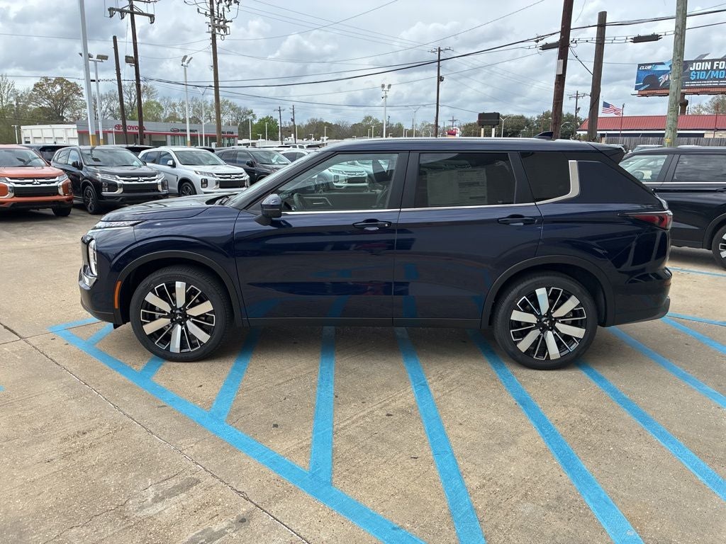 2026 Mitsubishi Outlander SE