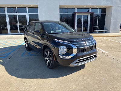 2026 Mitsubishi Outlander SE