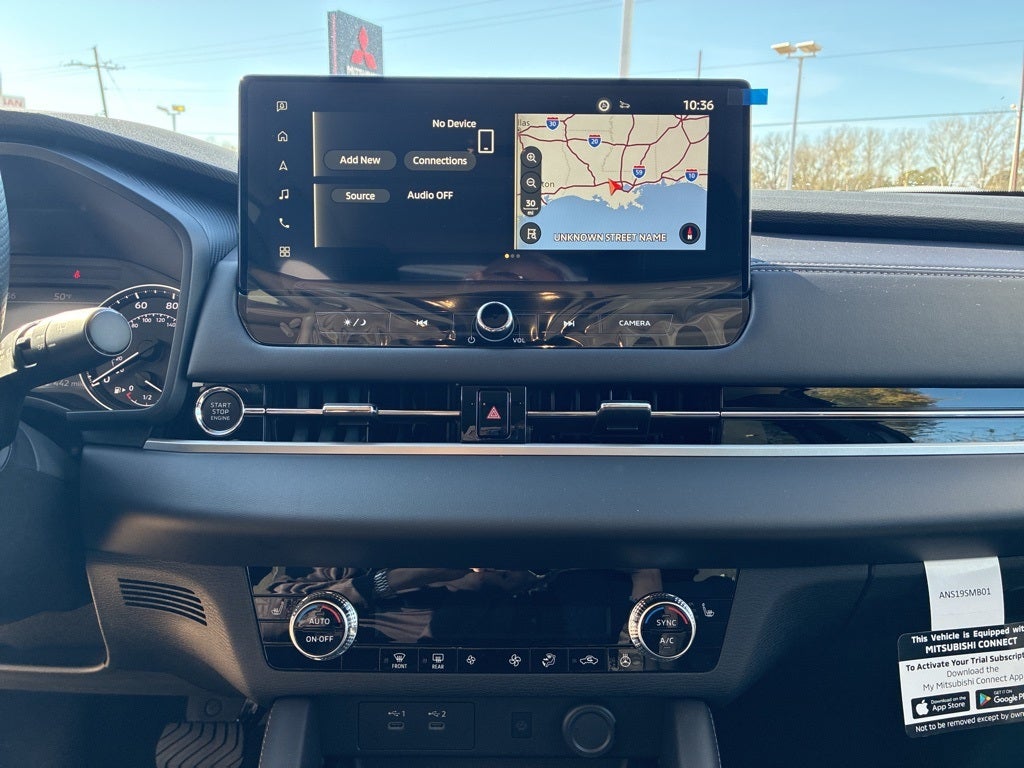 2026 Mitsubishi Outlander SE