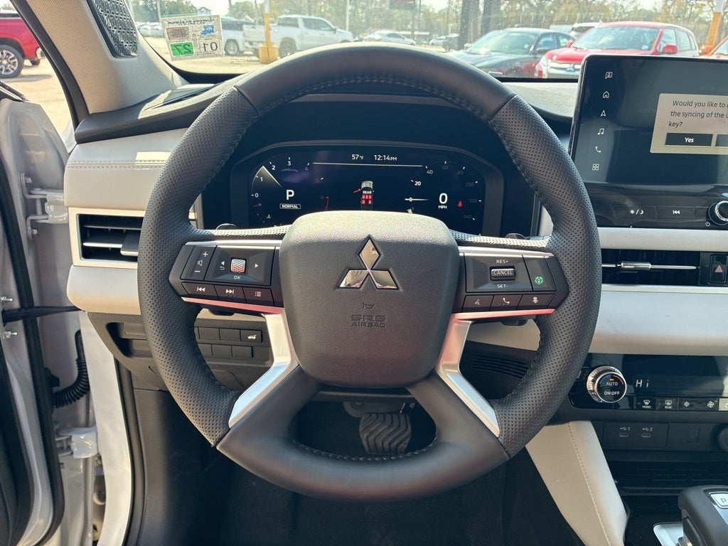 2026 Mitsubishi Outlander SE