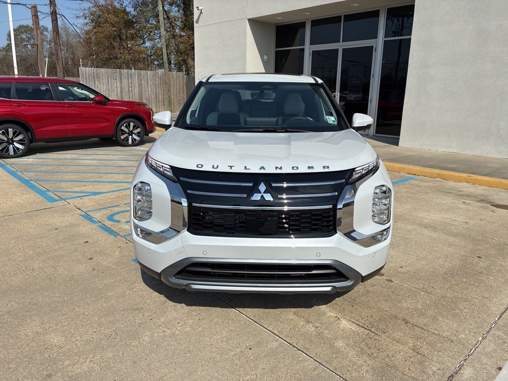 2026 Mitsubishi Outlander SE