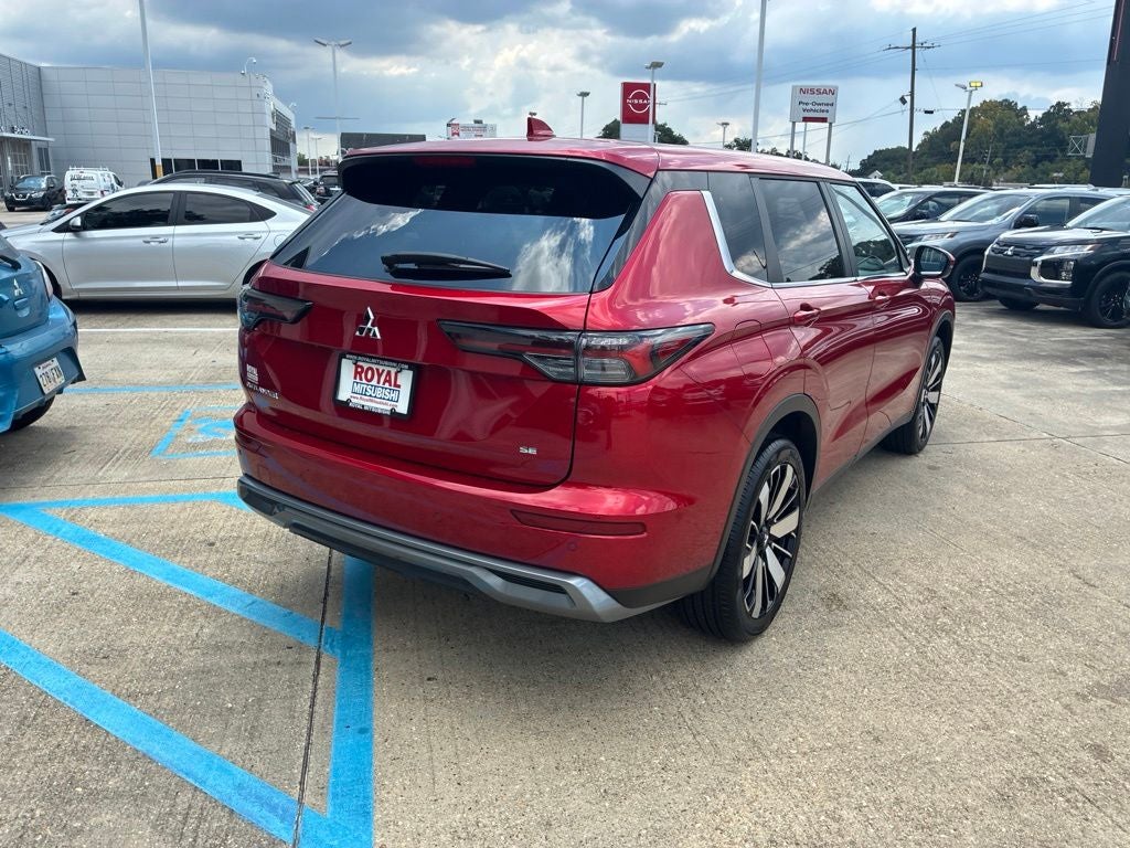 2026 Mitsubishi Outlander SE