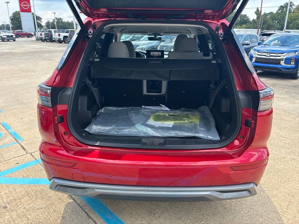 2026 Mitsubishi Outlander SE