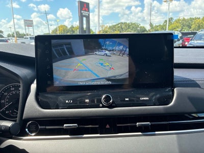 2026 Mitsubishi Outlander LE