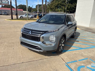 2026 Mitsubishi Outlander SE