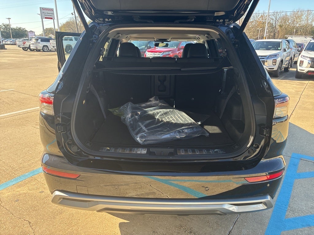 2026 Mitsubishi Outlander SE