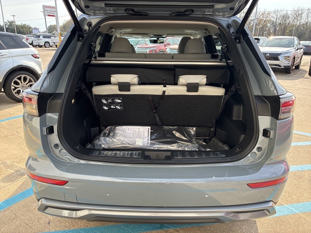 2026 Mitsubishi Outlander SE