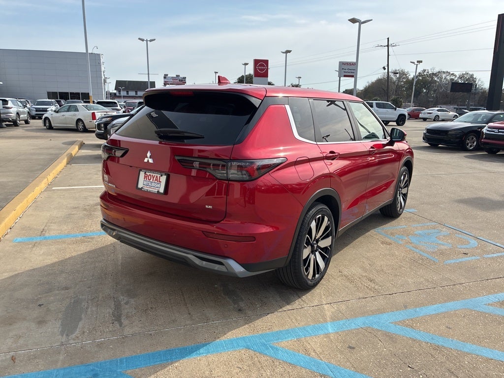 2026 Mitsubishi Outlander SE