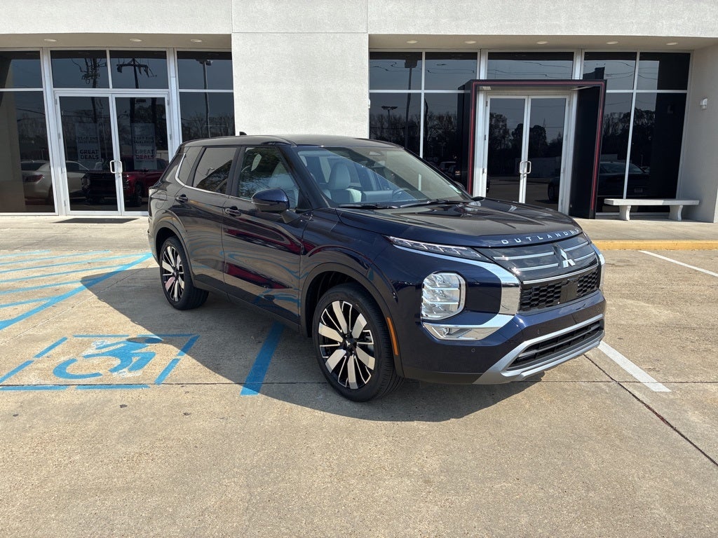 2026 Mitsubishi Outlander SE