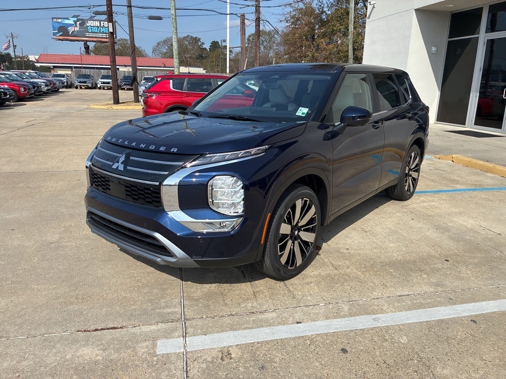 2026 Mitsubishi Outlander SE